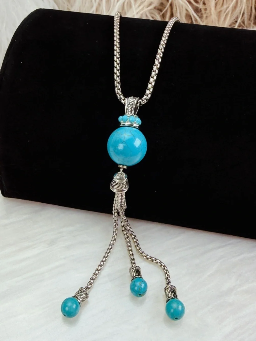 Pretty Silvertone and blue southwestern style fringe pendant costume necklace